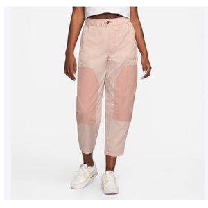 Nike Sportswear Swoosh Women's High-Waisted Woven Pants Pink Oxford